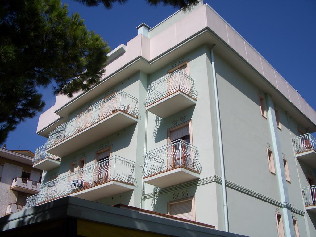 Condominio York Lido di Jesolo Kültér fotó